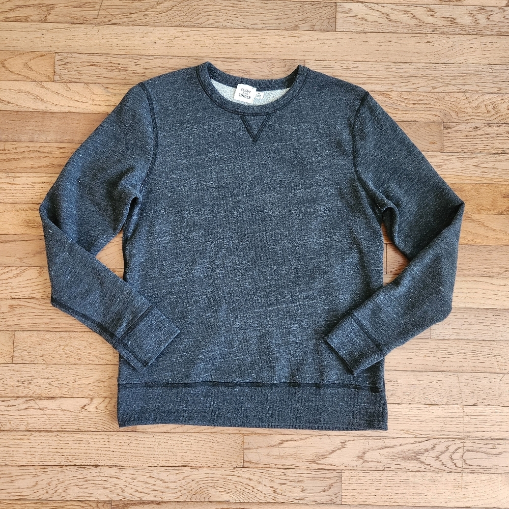 Men's Gray Crewneck Sweatshirt